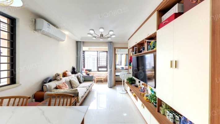 新店地铁社区怡然居二手房实景图