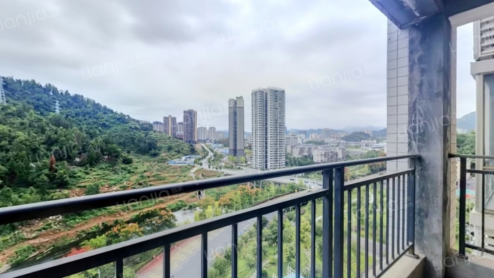 滨江花园二手房实景图