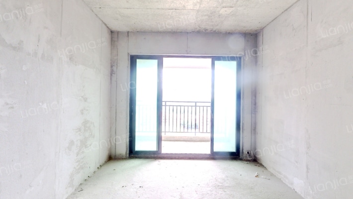 金丰华府二手房实景图