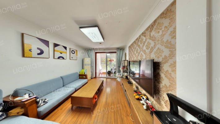 青岛印象湾二手房实景图