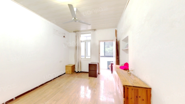 饮食服务公司宿舍二手房实景图