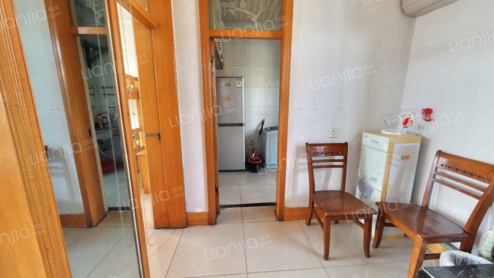 坤升社区二手房实景图