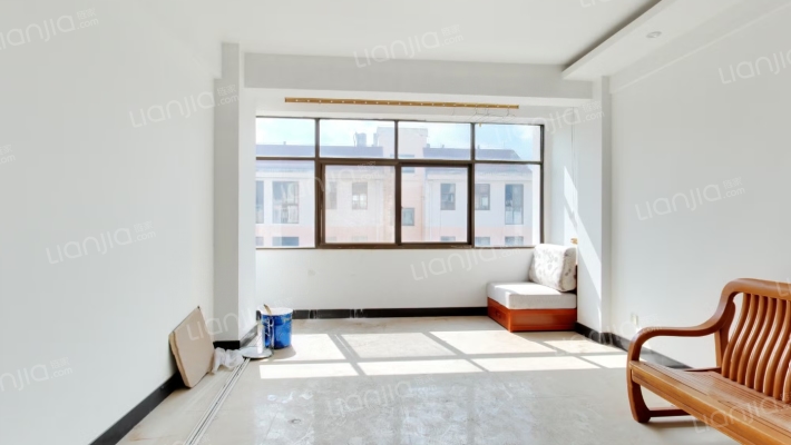 云南汽车厂小山生活片区二手房实景图