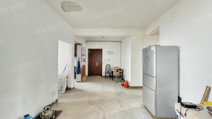 贝利栖溪望府二手房实景图