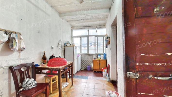 硚宫宿舍二手房实景图