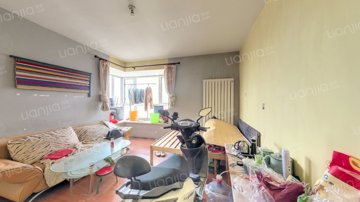 昱和里二手房实景图