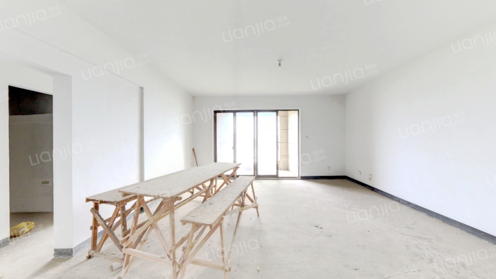 立体城揽江阁二手房实景图