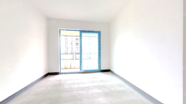 荣盛锦绣南山A区二手房实景图