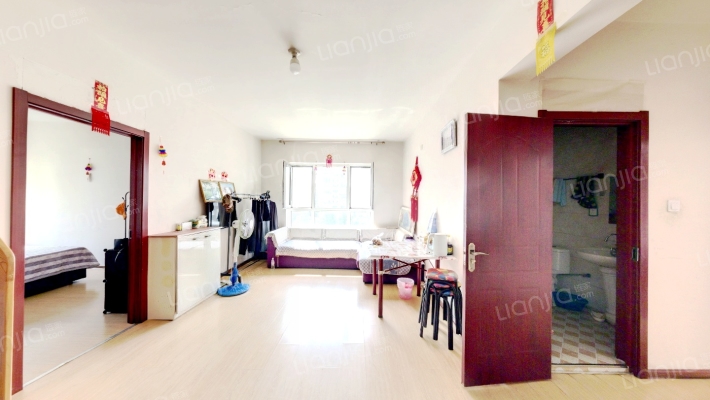 东都幸福里小区二手房实景图