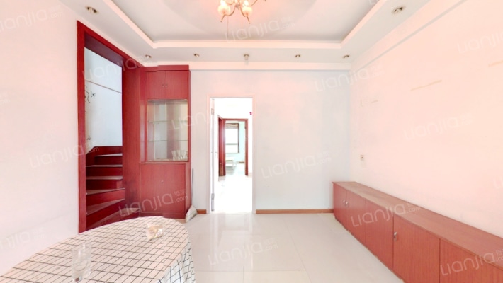 东方丽池二手房实景图