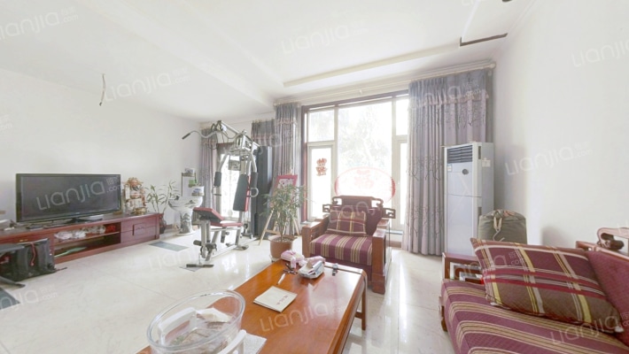 名流丽苑二手房实景图