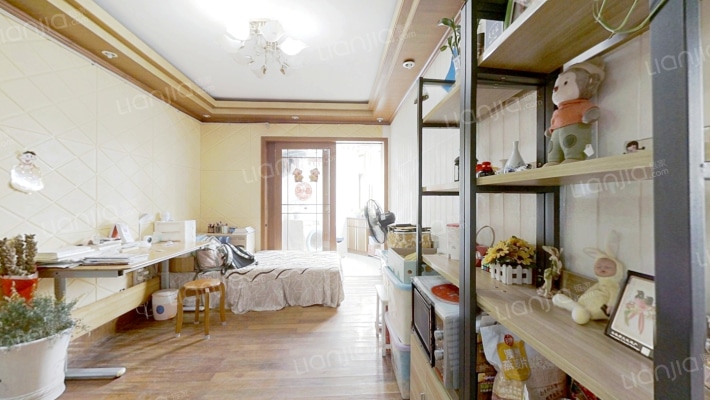 金盾公寓二手房实景图