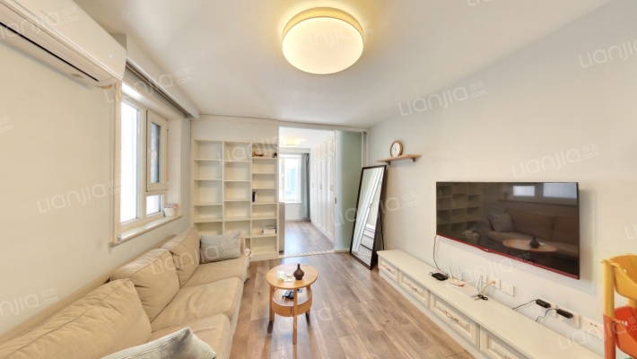 金隅丽港城二手房实景图