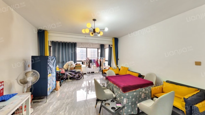 长房云时代二手房实景图