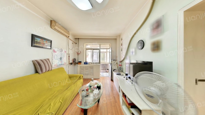戒毒管理局宿舍二手房实景图