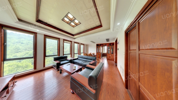 源山雅阁二手房实景图