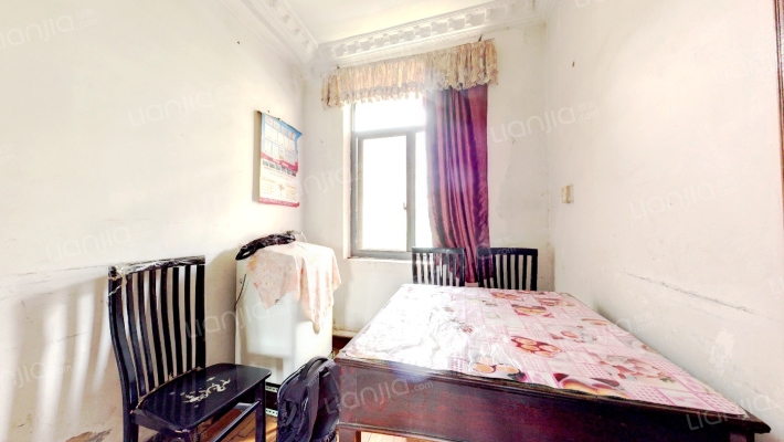 桥机社区二手房实景图