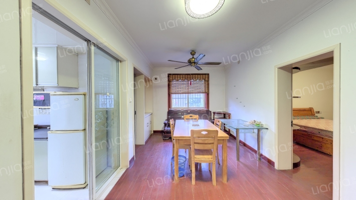 惠隆苑二手房实景图