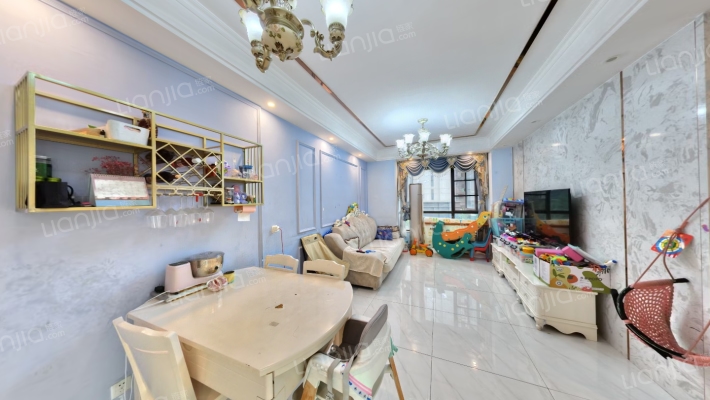 戛纳湾金棕榈二手房实景图