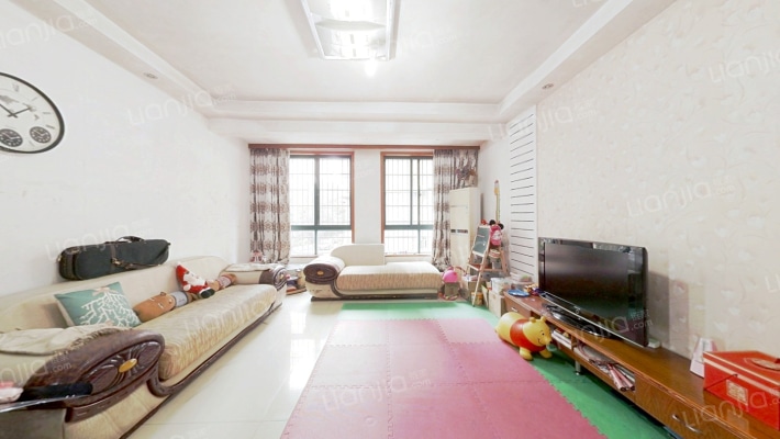 八方锦苑二手房实景图