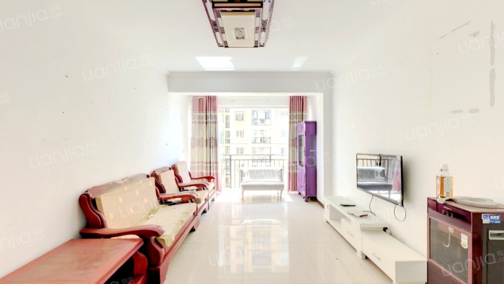 西班牙风情街二手房实景图