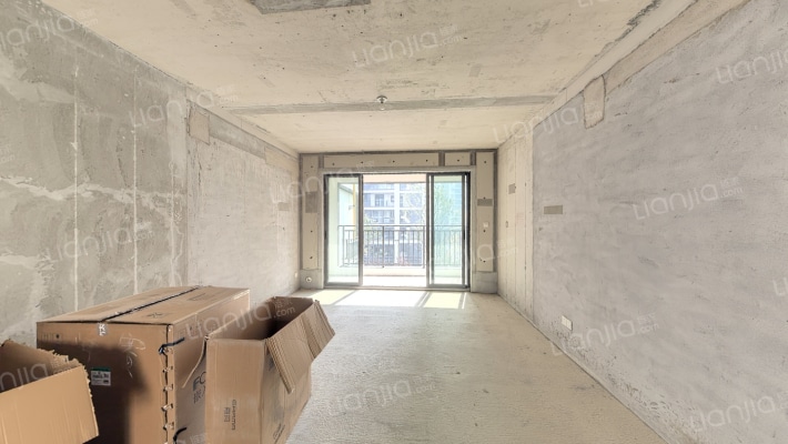 轨道中建麓江府二手房实景图