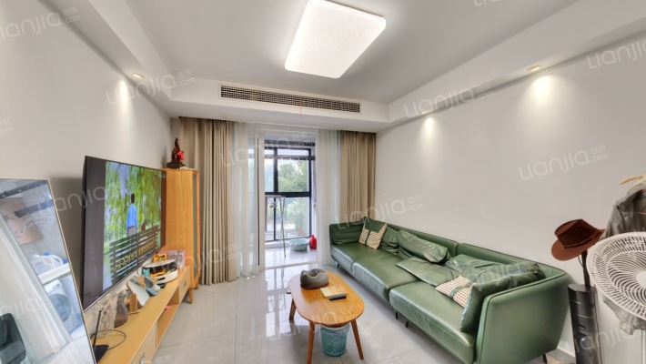 蔚蓝花园二手房实景图