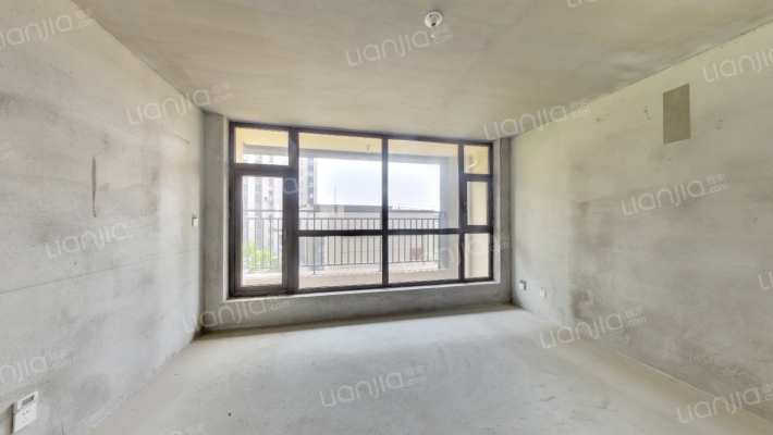 高新嘉悦二手房实景图