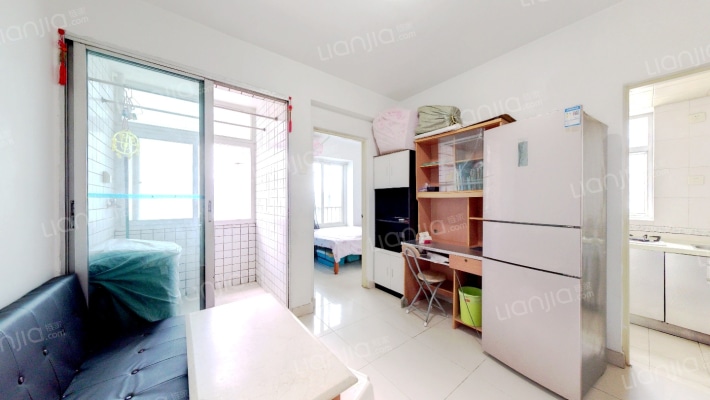 深城公寓二手房实景图