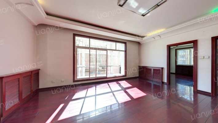 润龙家园二手房实景图