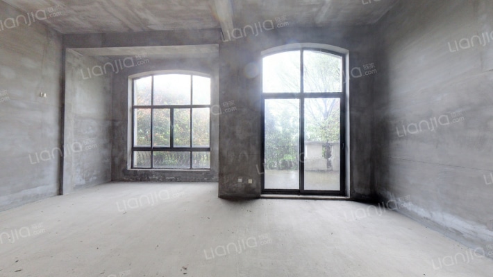 一泓蓝溪二手房实景图