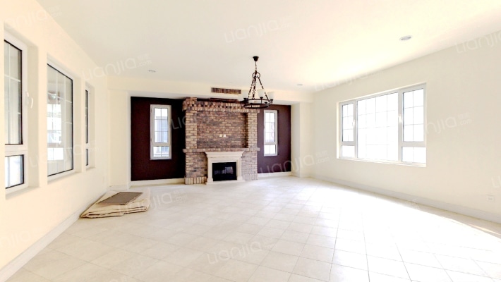 纳帕溪谷二手房实景图