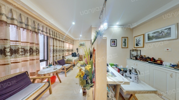 逸景湾二手房实景图