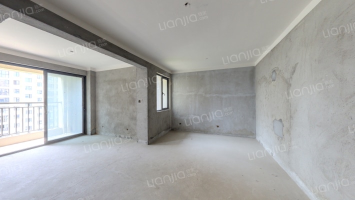 方阳百合苑二手房实景图