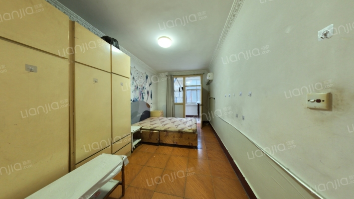 解放路94号二手房实景图