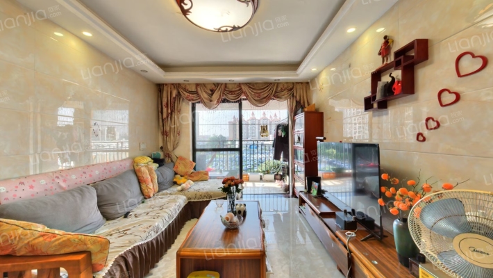 越秀可逸豪苑二手房实景图