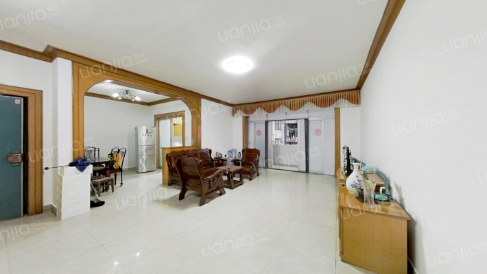 化建小区二手房实景图