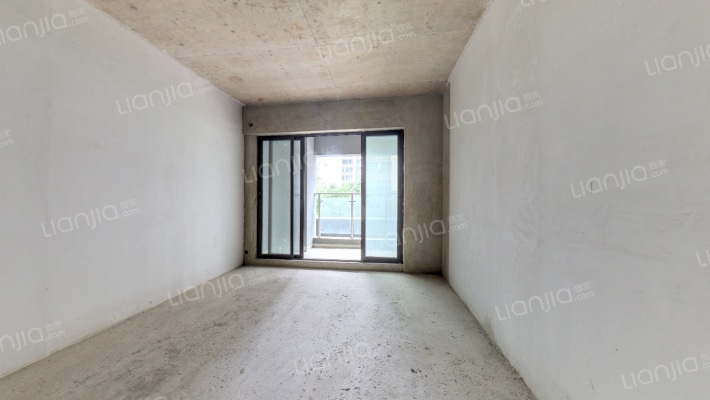 颐华府二手房实景图