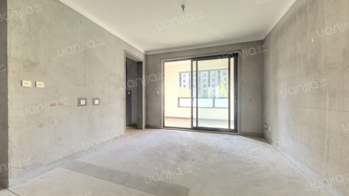 普罗理想国西10苑二手房实景图