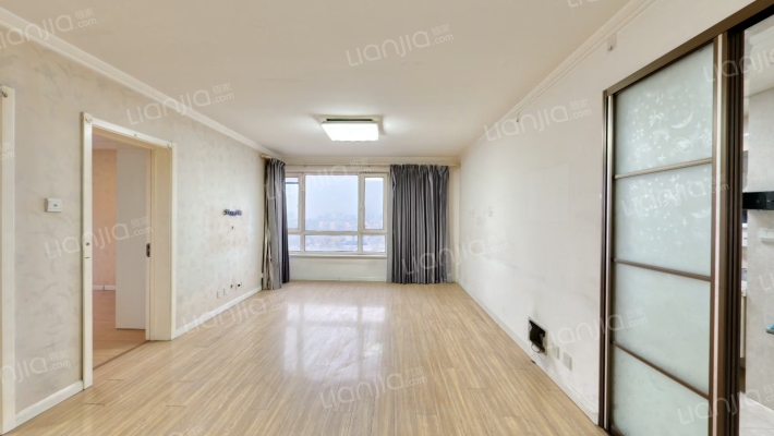 中房上东花墅四期二手房实景图