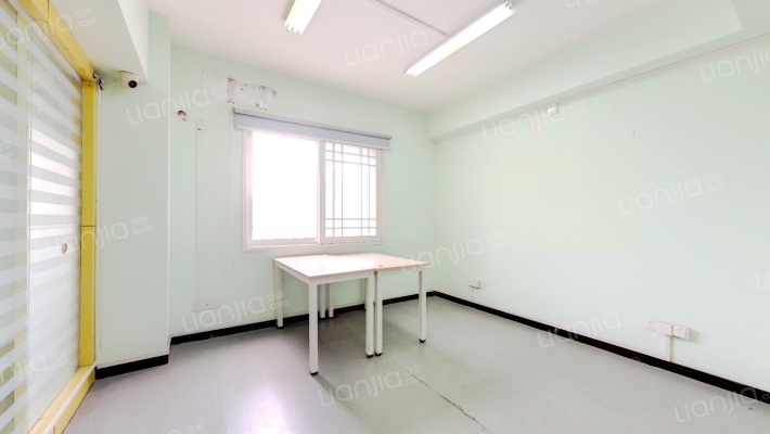 中银大厦二手房实景图