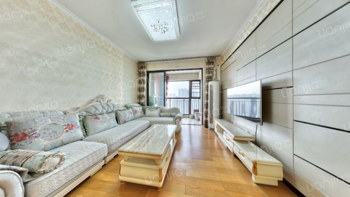 天誉南庭二手房实景图