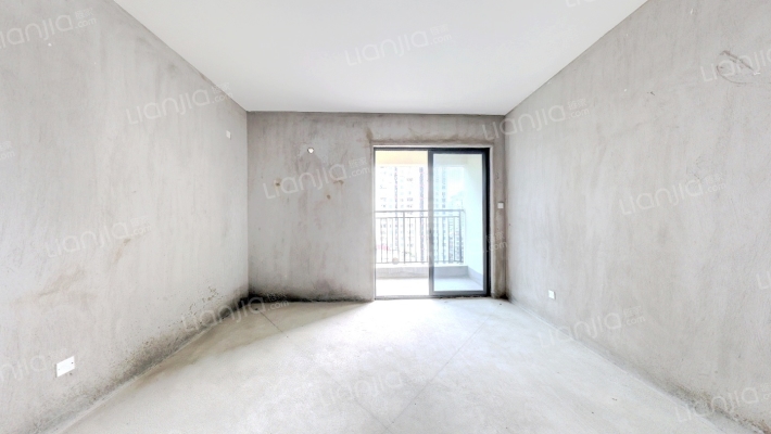 前田湖西苑二手房实景图