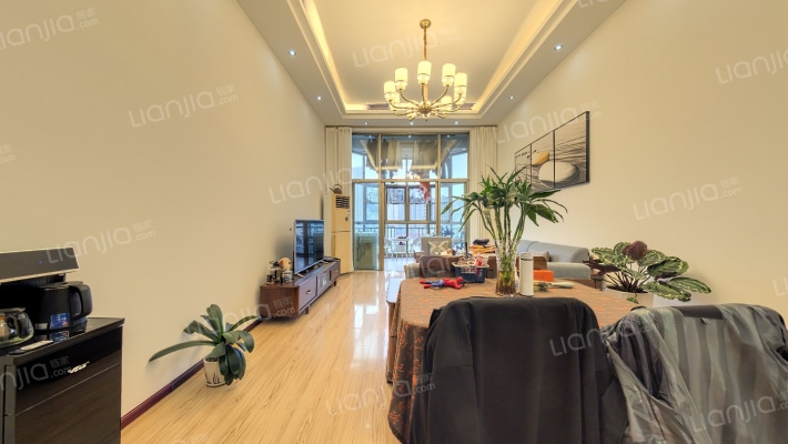 春江滴翠二手房实景图