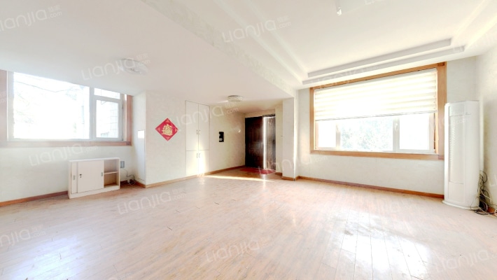 科技村二手房实景图