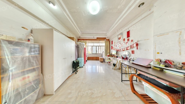 园丁楼二手房实景图