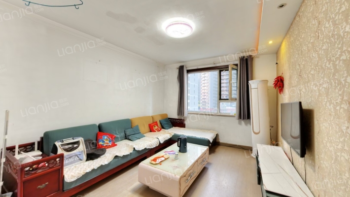 金碧苑南区二手房实景图