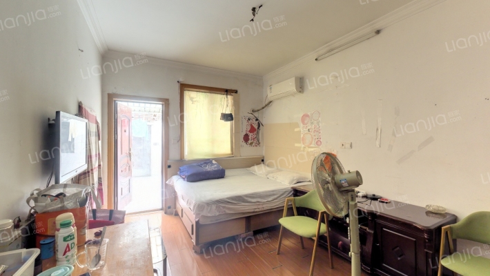 水上新村(奉贤)二手房实景图