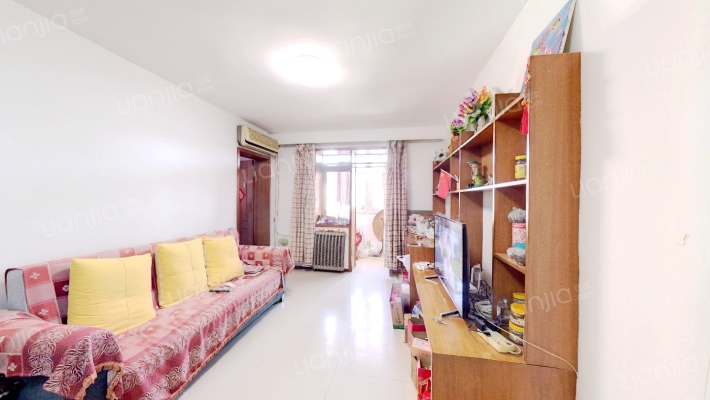 纯雅公寓二手房实景图