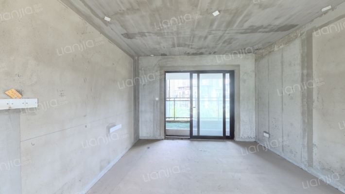 唐樾青山二手房实景图